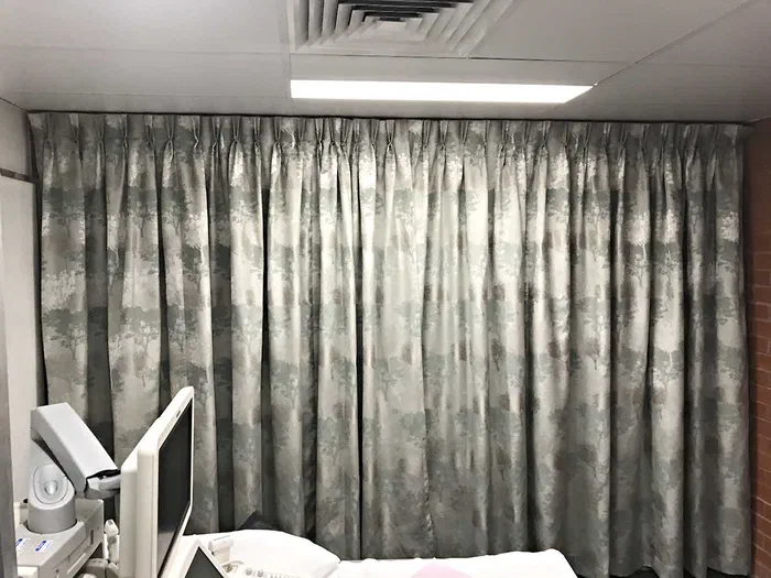 Curtains — example 17