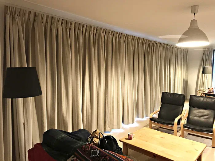 Curtains — example 14