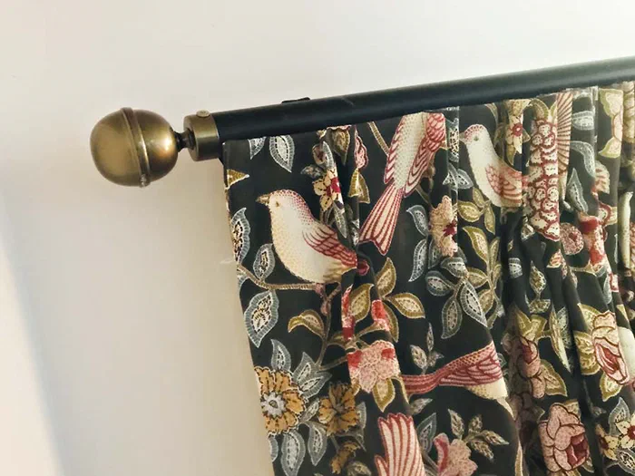 Curtains — example 4